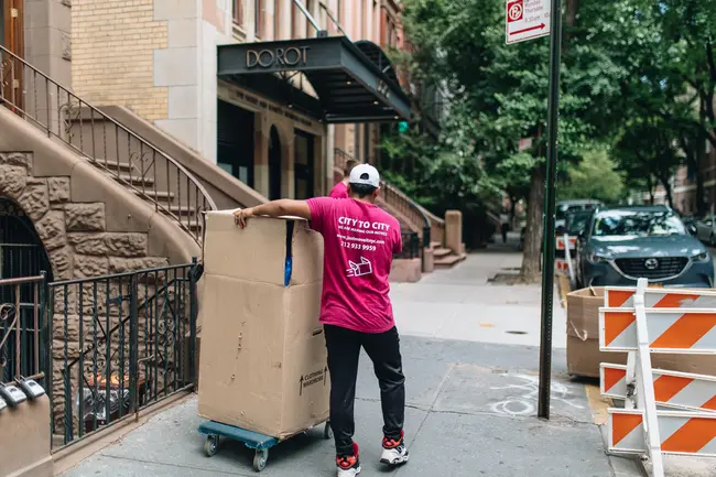 Dependable local moving services in NYC | Just Move It Movers provide reliable and efficient solutions for your local move