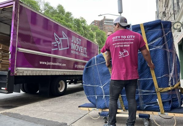 Expert Piano Moving Services in NYC - Just Move It New York City